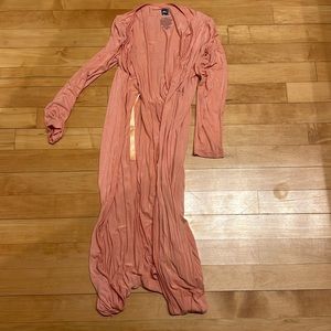 Kicked pants pink robe, size L